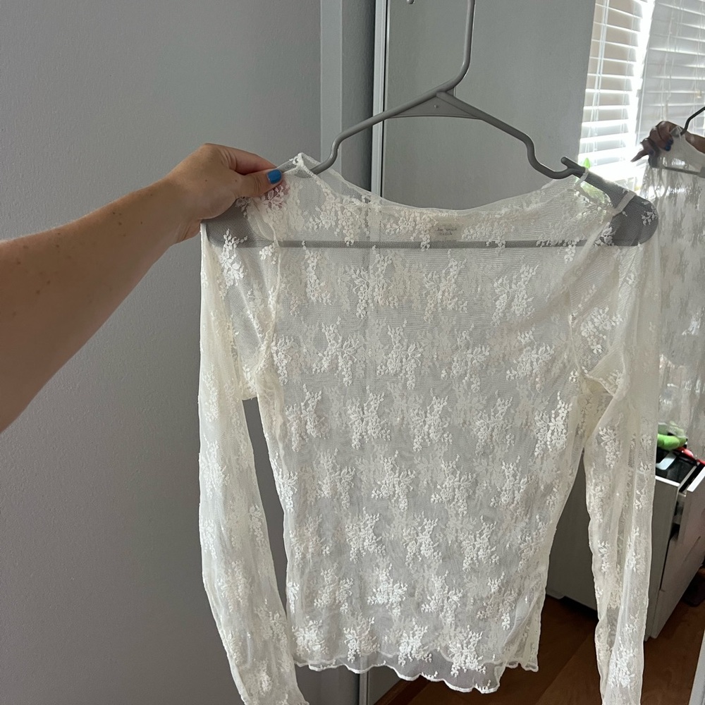 ABERCROMBIE lace shirt - Picture 2 of 9
